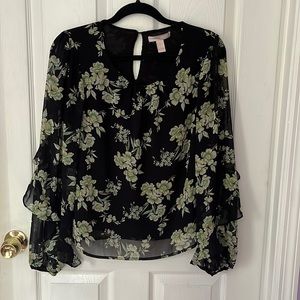 Forever 21- womens top size small